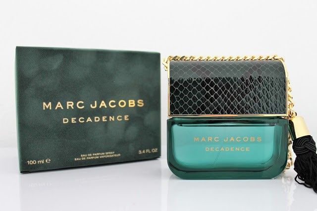 perfume-Marc-Jacobs-Decadence