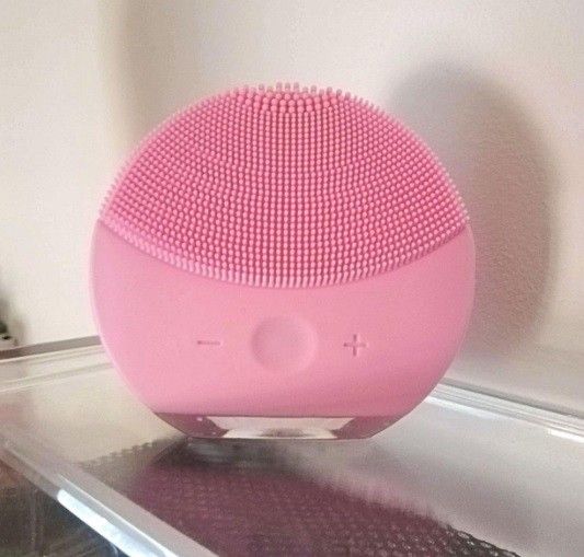 clon cepillo facial foreo luna