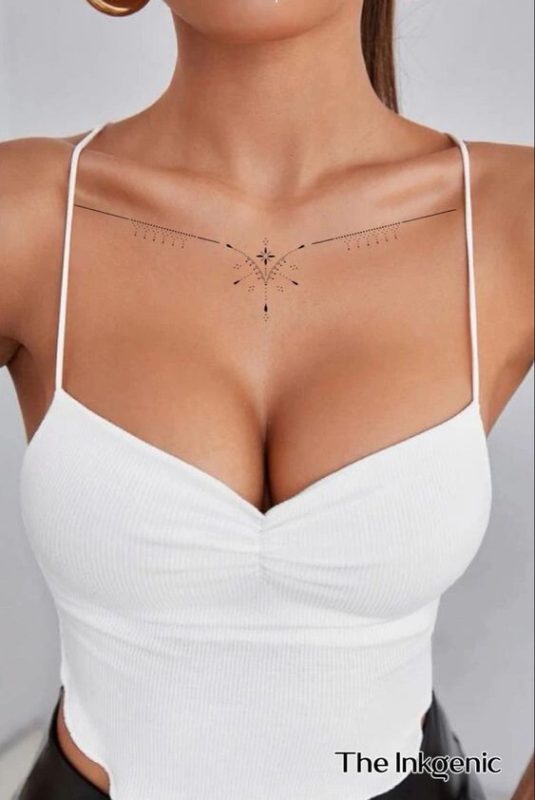 tatuaje clavicula mujer