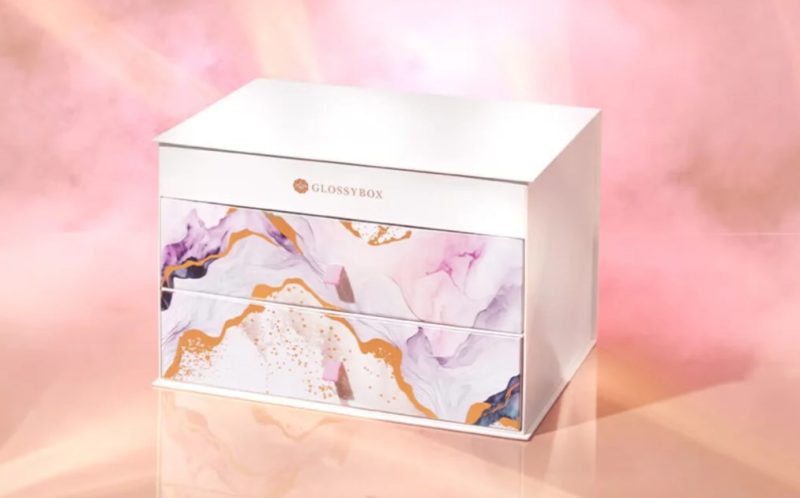 cajita glossybox calendario de navidad 2024